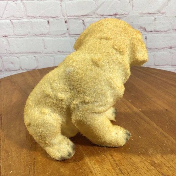 Flocked Yellow Lab Dog Sitting Figurine - Picture 3 of 7